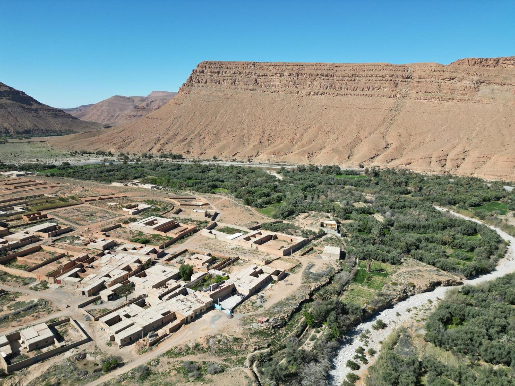 Gite D'Etape Ziz Oasis Achbarou Exterior photo
